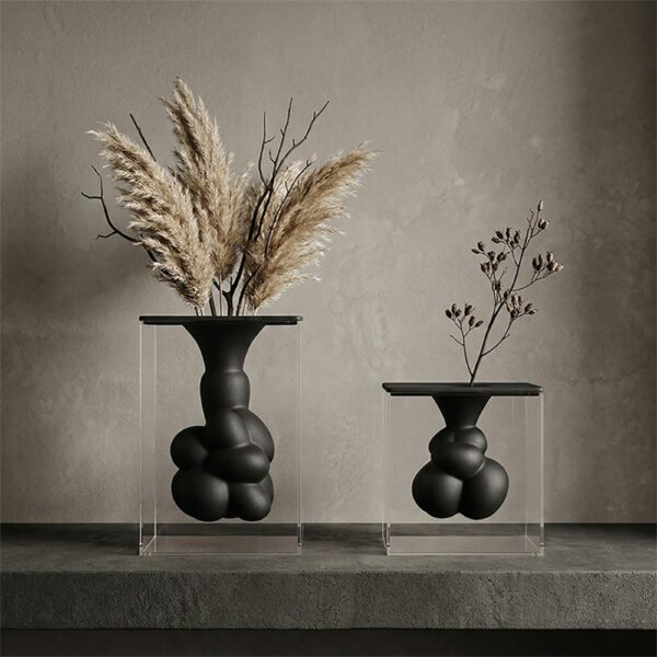 Noir Blossom Vase