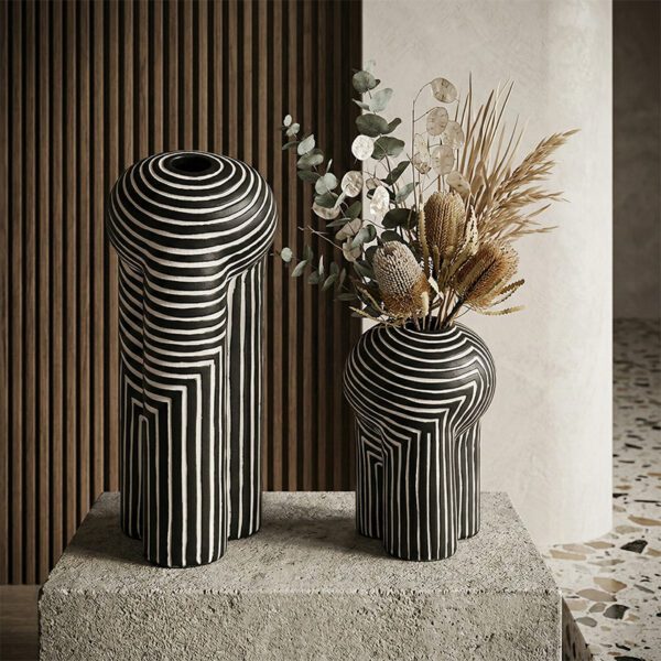 Irregular vase 1