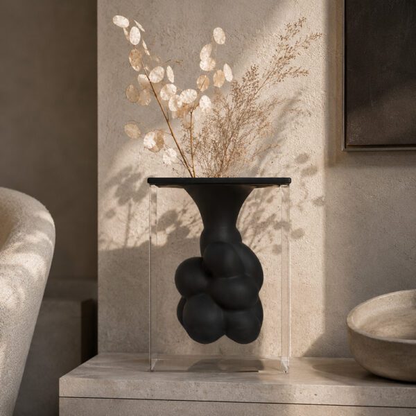 Noir Blossom Vase
