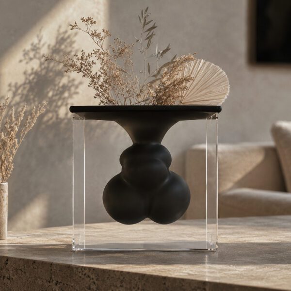 Noir Blossom Vase